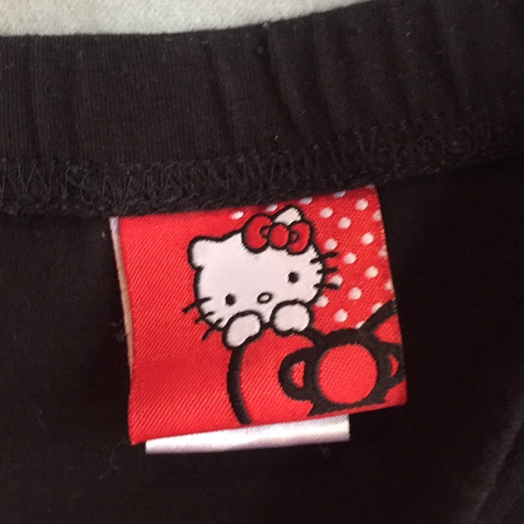 Hello Kitty Skirt - Picture 3 of 4